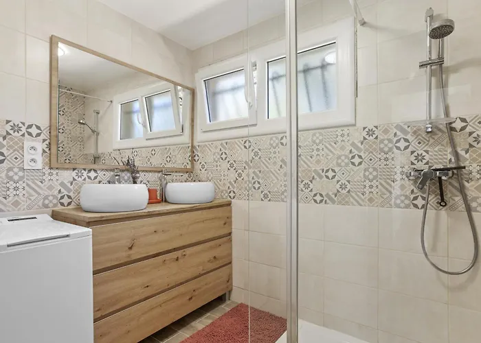 Hotel Tour De Mare *