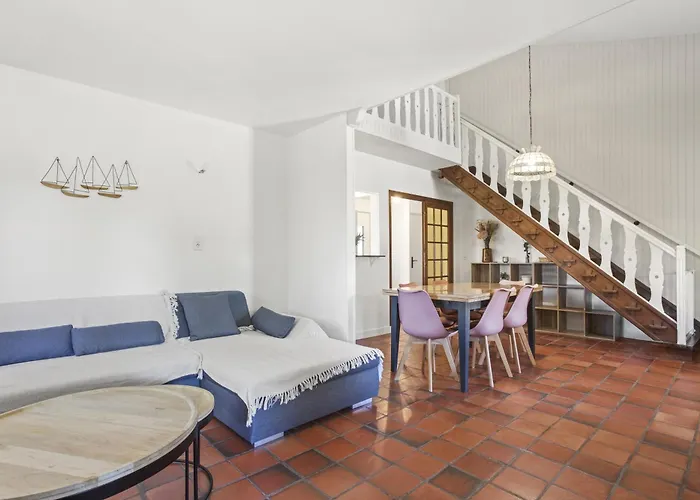 Hotel Tour De Mare Fréjus